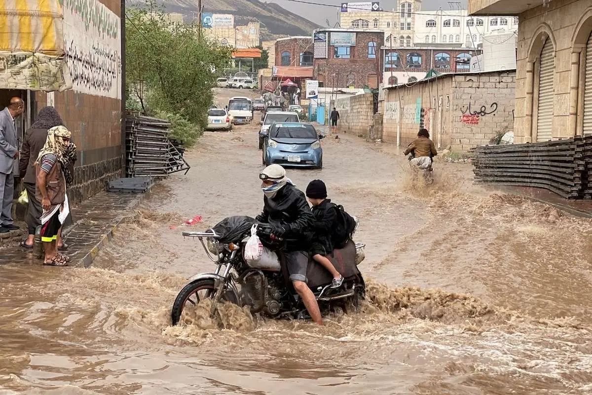 ببینید؛ سیل شدید خیابان‌های یمن را درنوردید