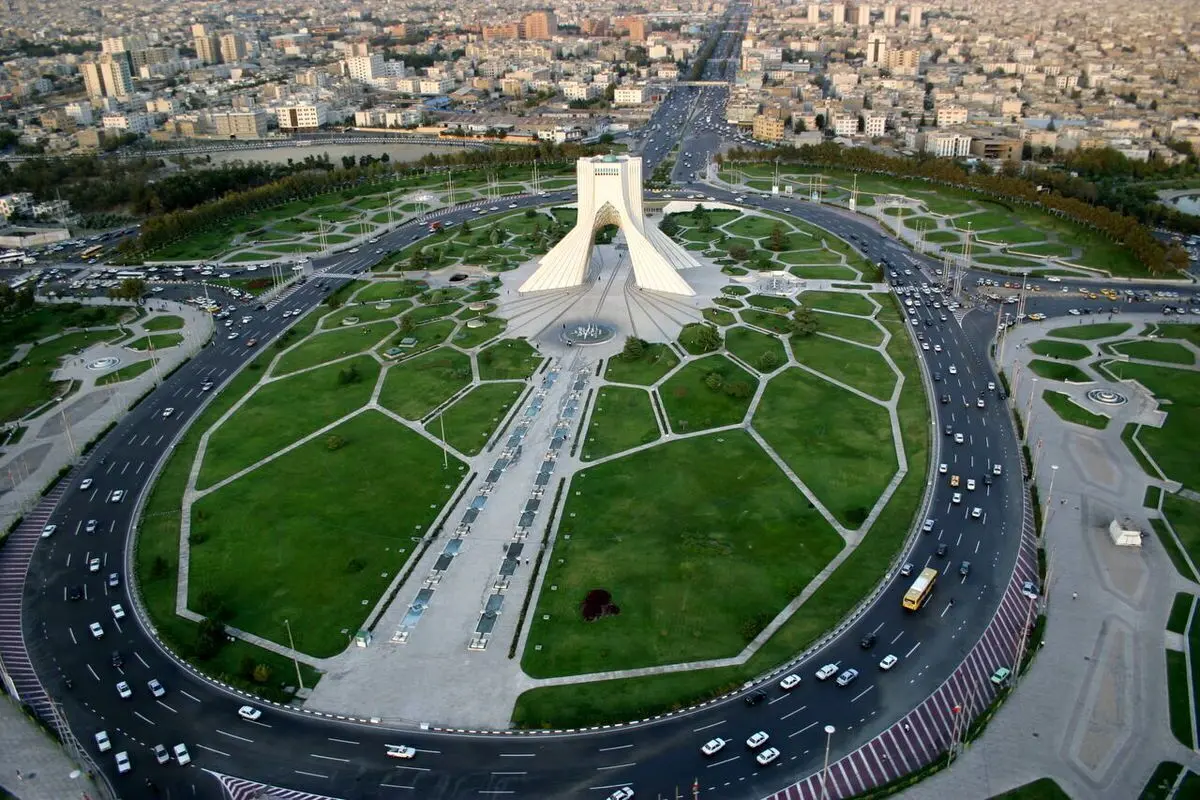 شهر ساخته نمی‌شود، زاده می‌شود!