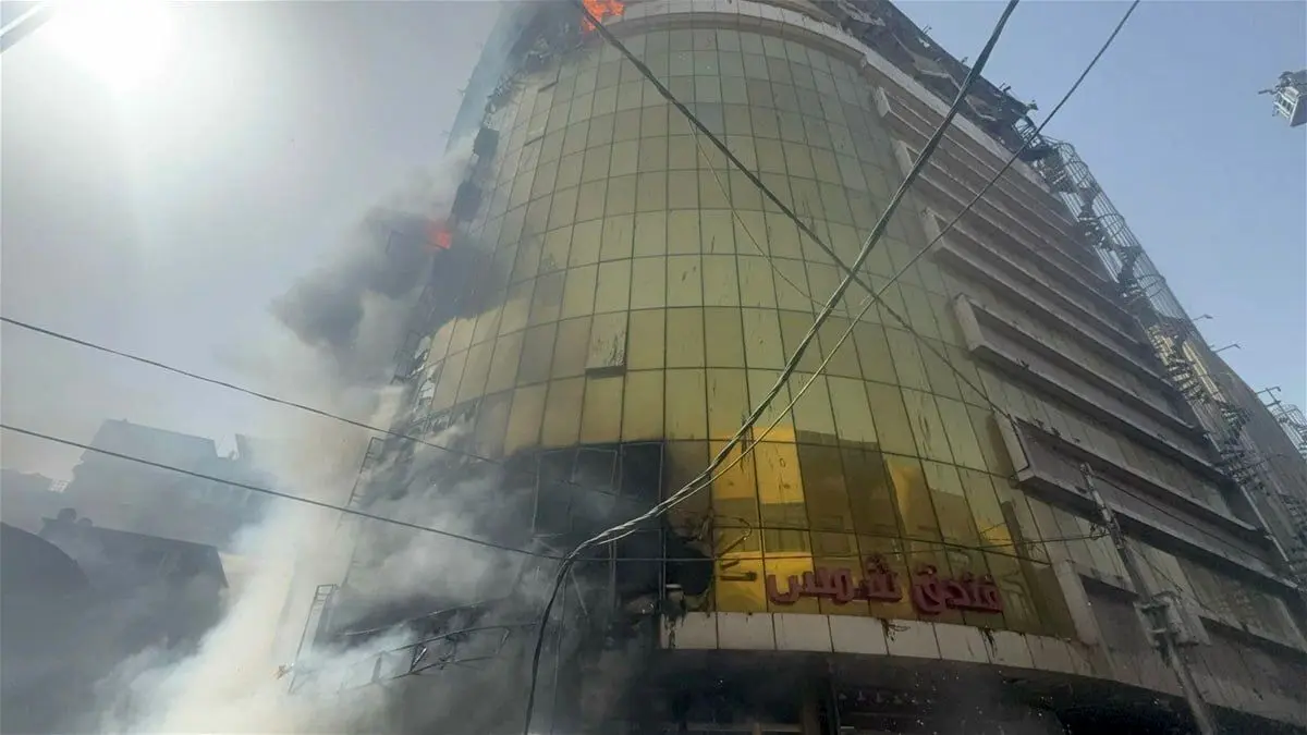 آتش‌سوزی وحشتناک یک هتل در نزدیکی حرم حضرت ابوالفضل در کربلا