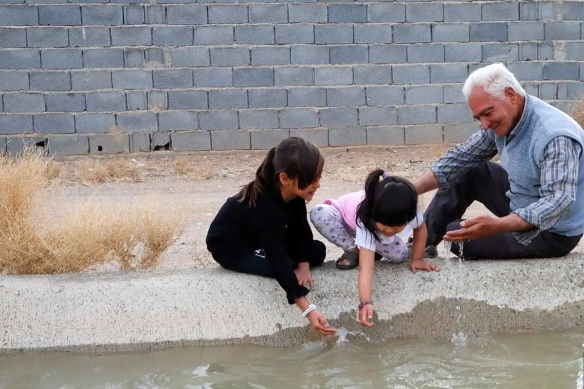تصاویر؛ بازگشایی زایندهرود؛ زمینهای کشاورزی اصفهان جانی دوباره گرفتند