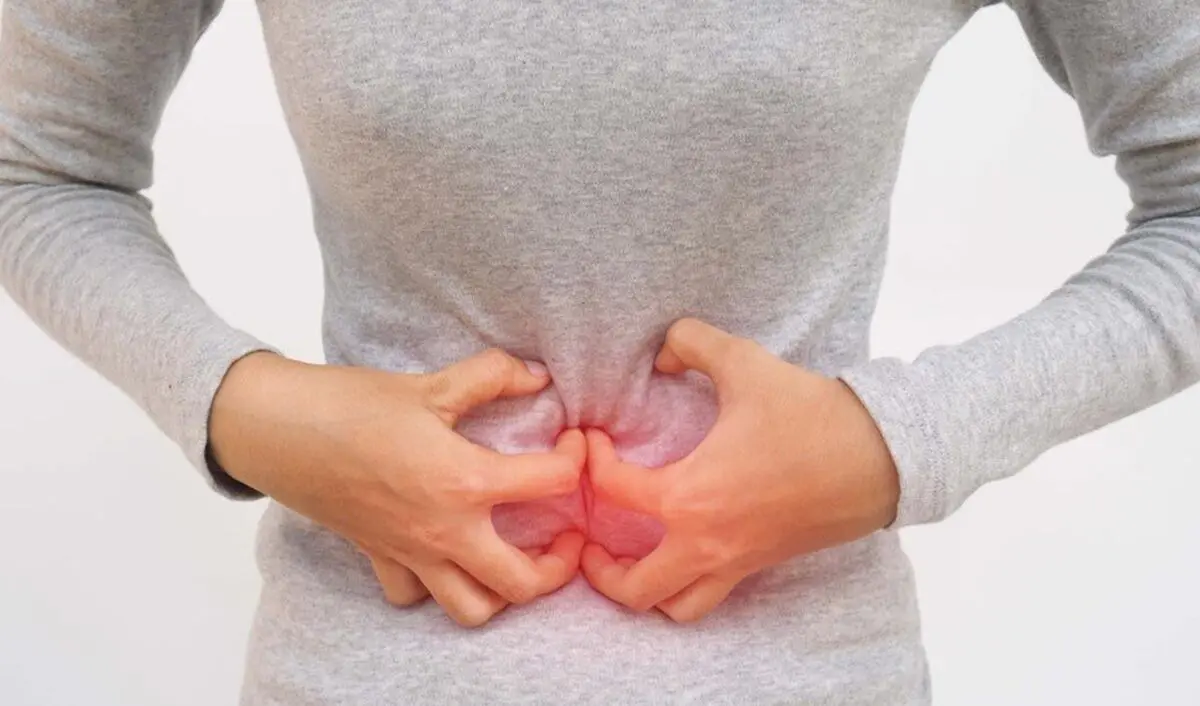 همه‌چیز درباره‌ ترشح ناف؛ از دلایل طبیعی تا شرایط خطرناک