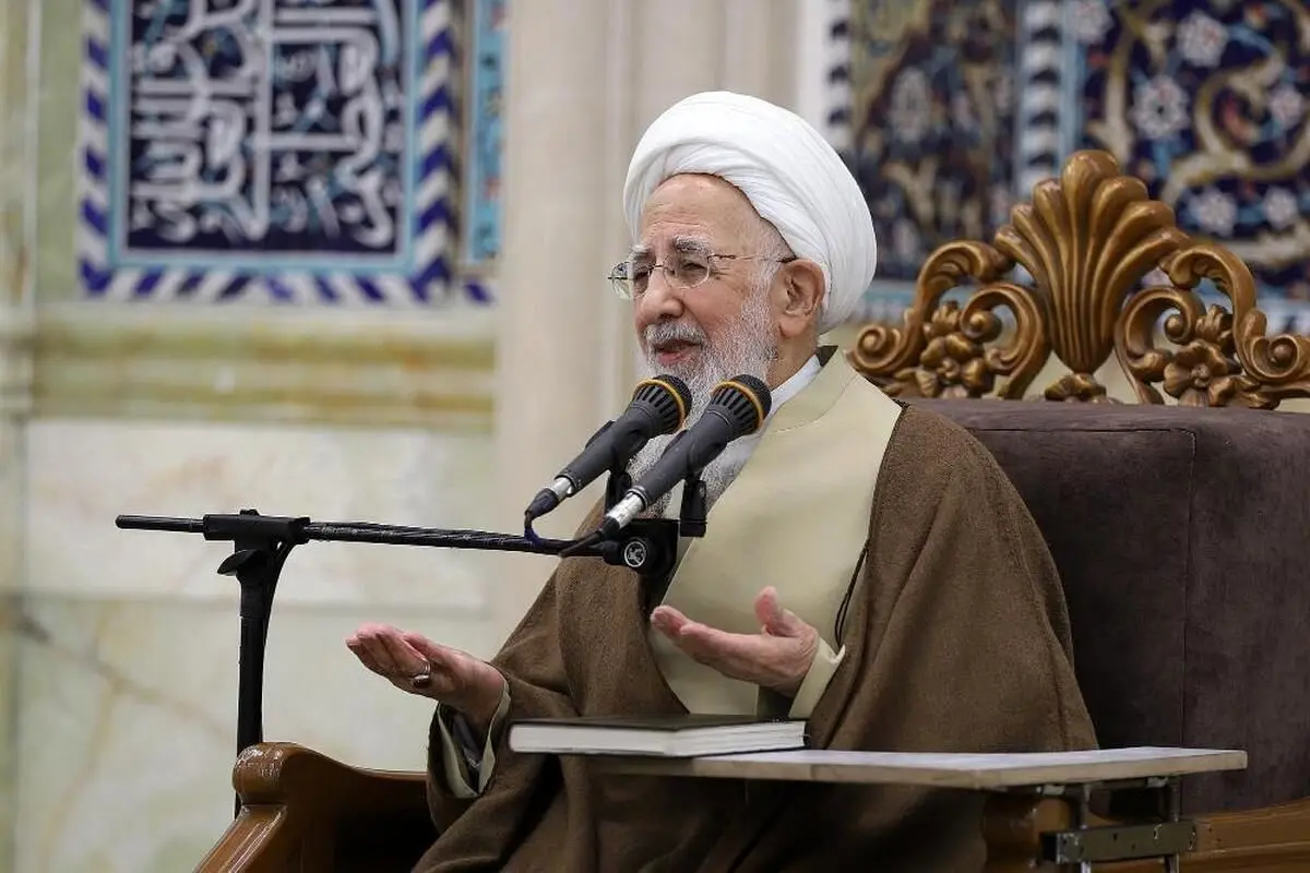 آیت‌الله جوادی آملی: اگر اتحاد نباشد، دیگر سرمایه‌ها نیز از بین خواهند رفت؛ باید با مخالفان هم گفت‌و‌گو کرد