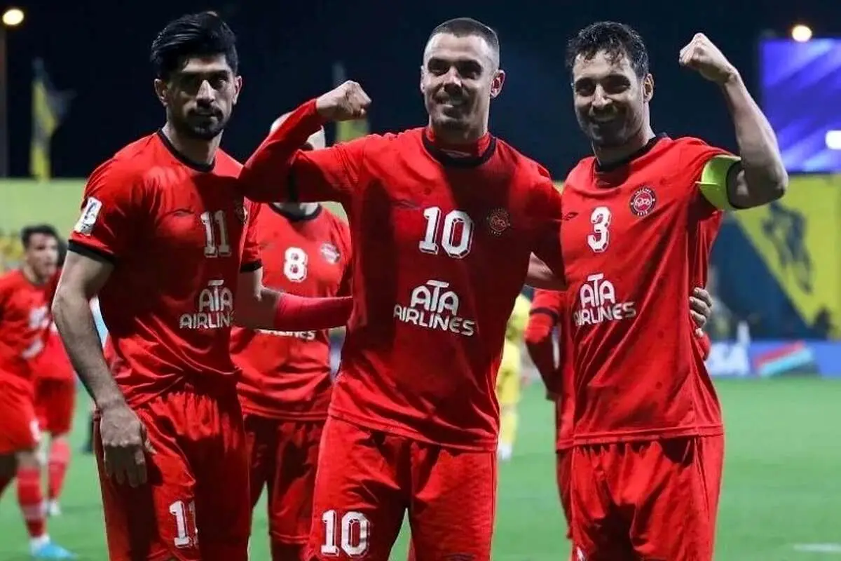 تراکتور نقل و انتقالاتش را تکذیب کرد