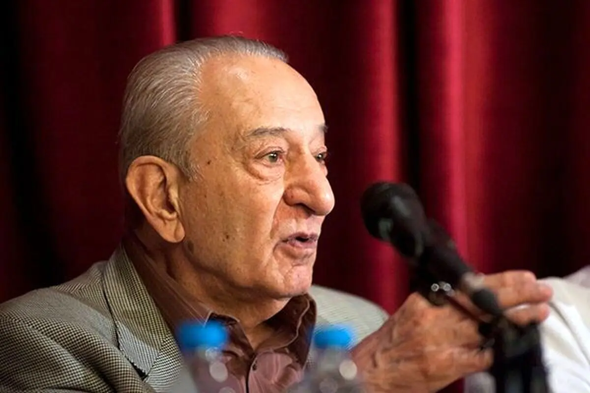 پیام تسلیت علی اکبر صالحی در پی درگذشت اکبر اعتماد