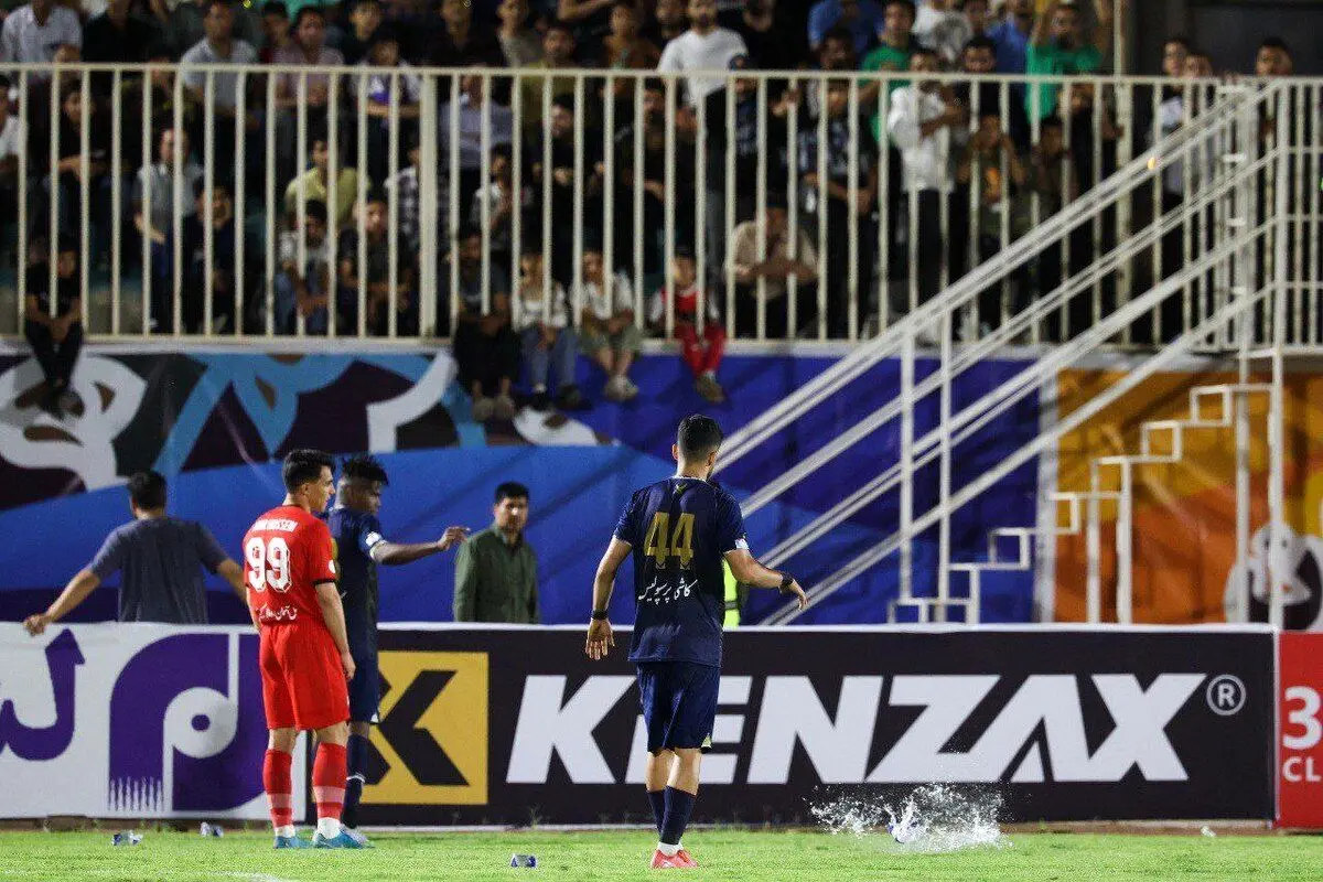 بررسی تمام حالات قهرمانی در لیک ایران؛ تراکتور، سپاهان یا پرسپولیس