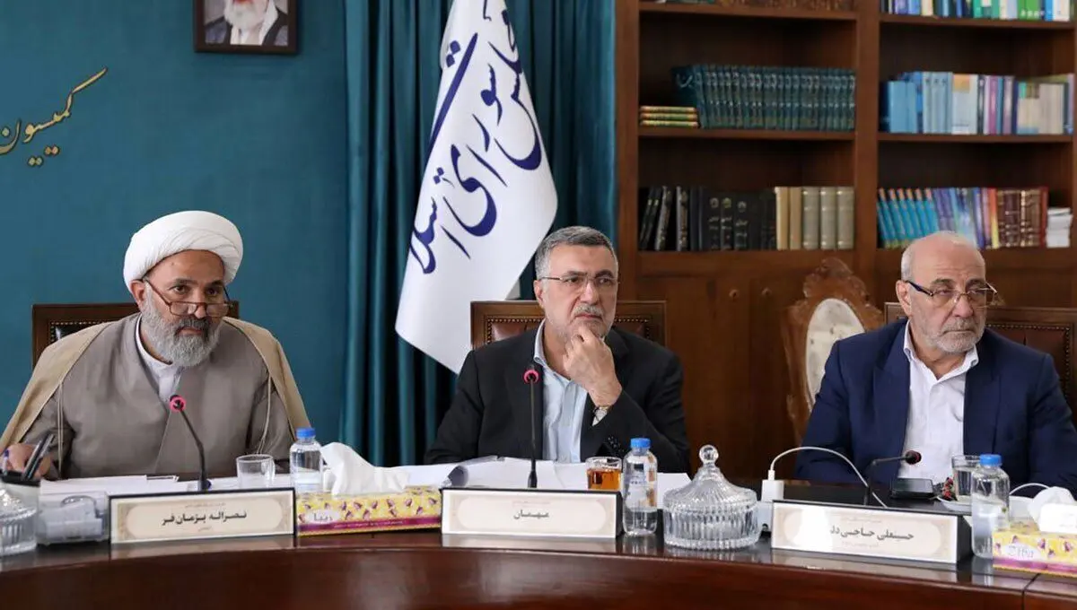 بررسی پرونده توزیع آنلاین دارو در کمیسیون اصل نود