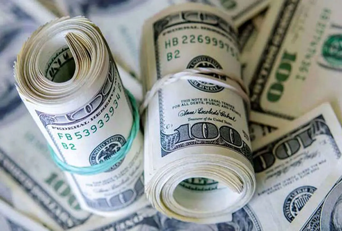 چه کسانی از کاهش قیمت دلار در روز‌های اخیر برآشفته شدند؟!