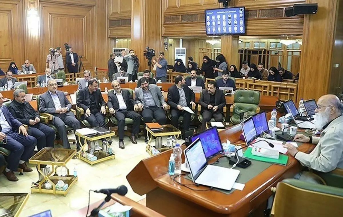 مدیر اخراجی از صحن شورا، شهردار منطقه ۱۱ شد!