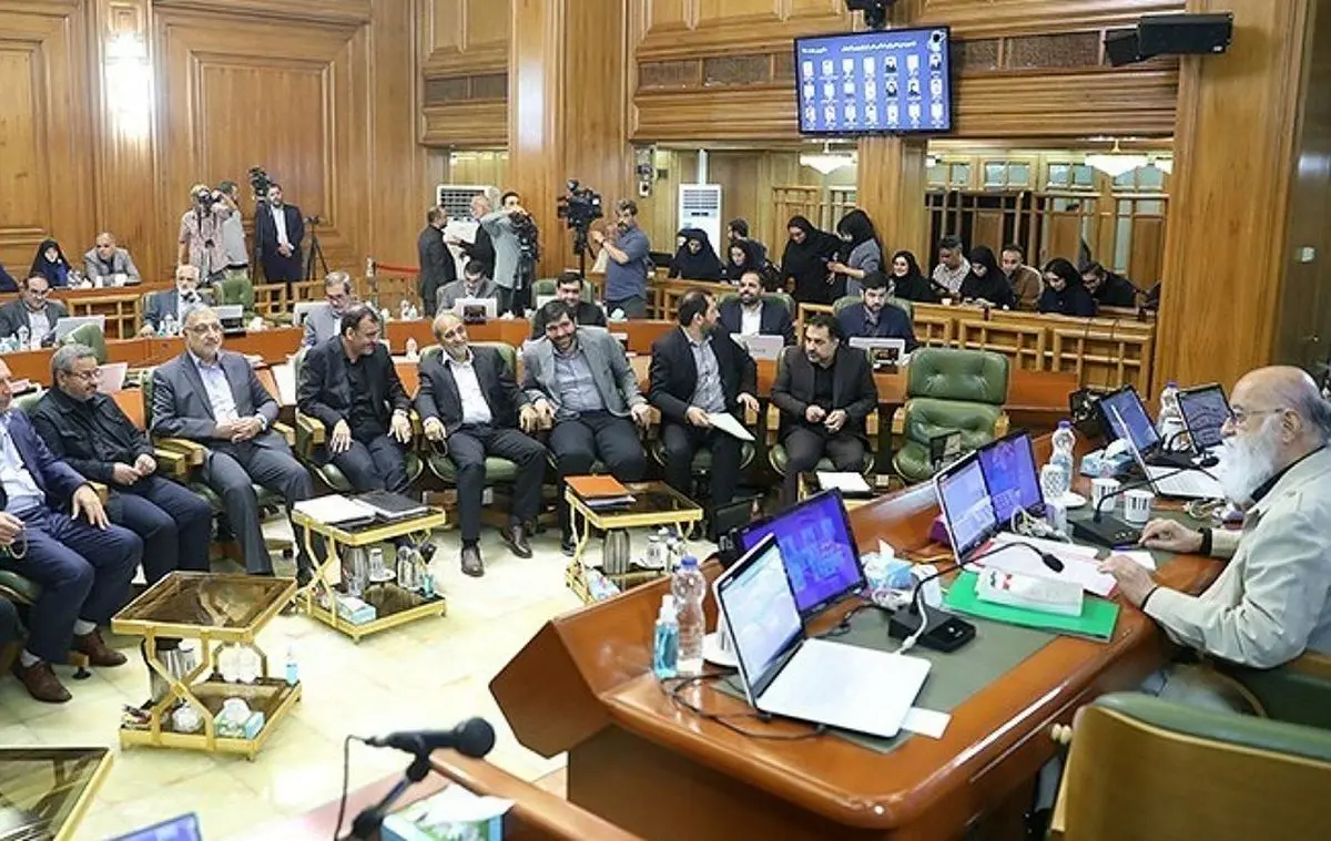 مدیر اخراجی از صحن شورا، شهردار منطقه ۱۱ شد!