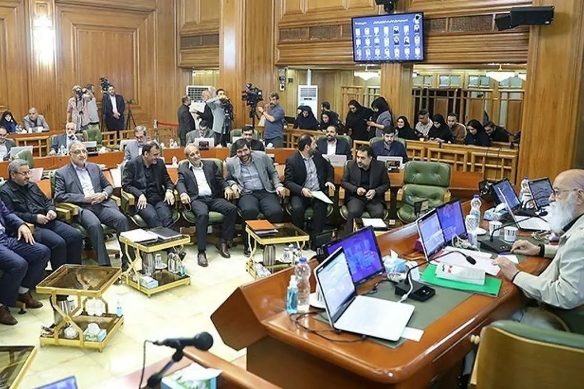 مدیر اخراجی از صحن شورا، شهردار منطقه ۱۱ شد!