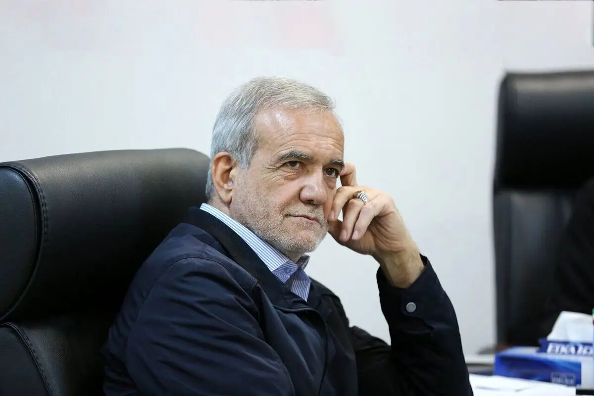 تصاویر: پزشکیان پای تخته رفت