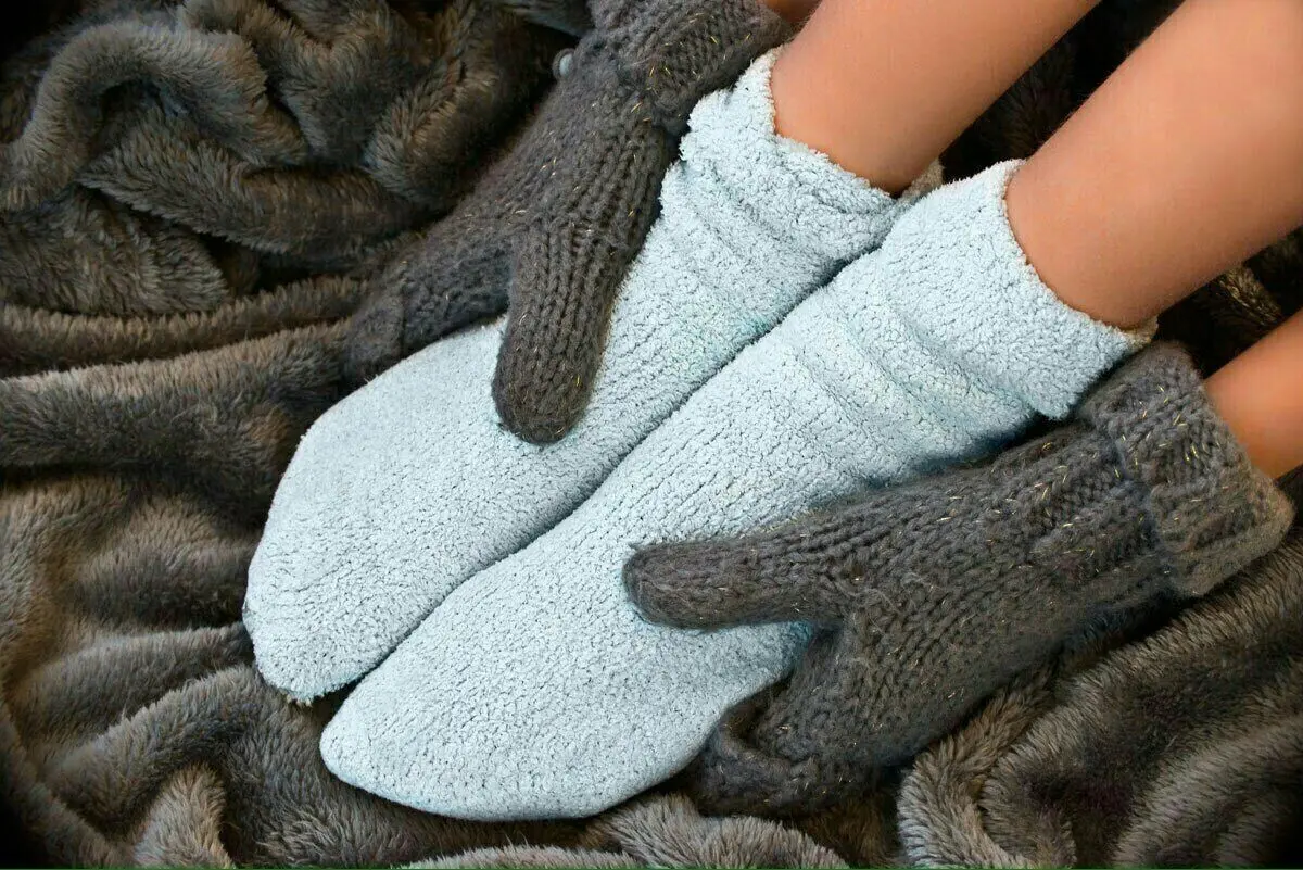 دست‌ و پای سرد؛ نشانه کمبود این ماده در بدن است