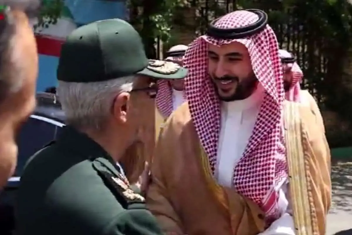 ببینید؛ وزیر دفاع عربستان در تهران؛ سرلشکر باقری از بنسلمان استقبال کرد