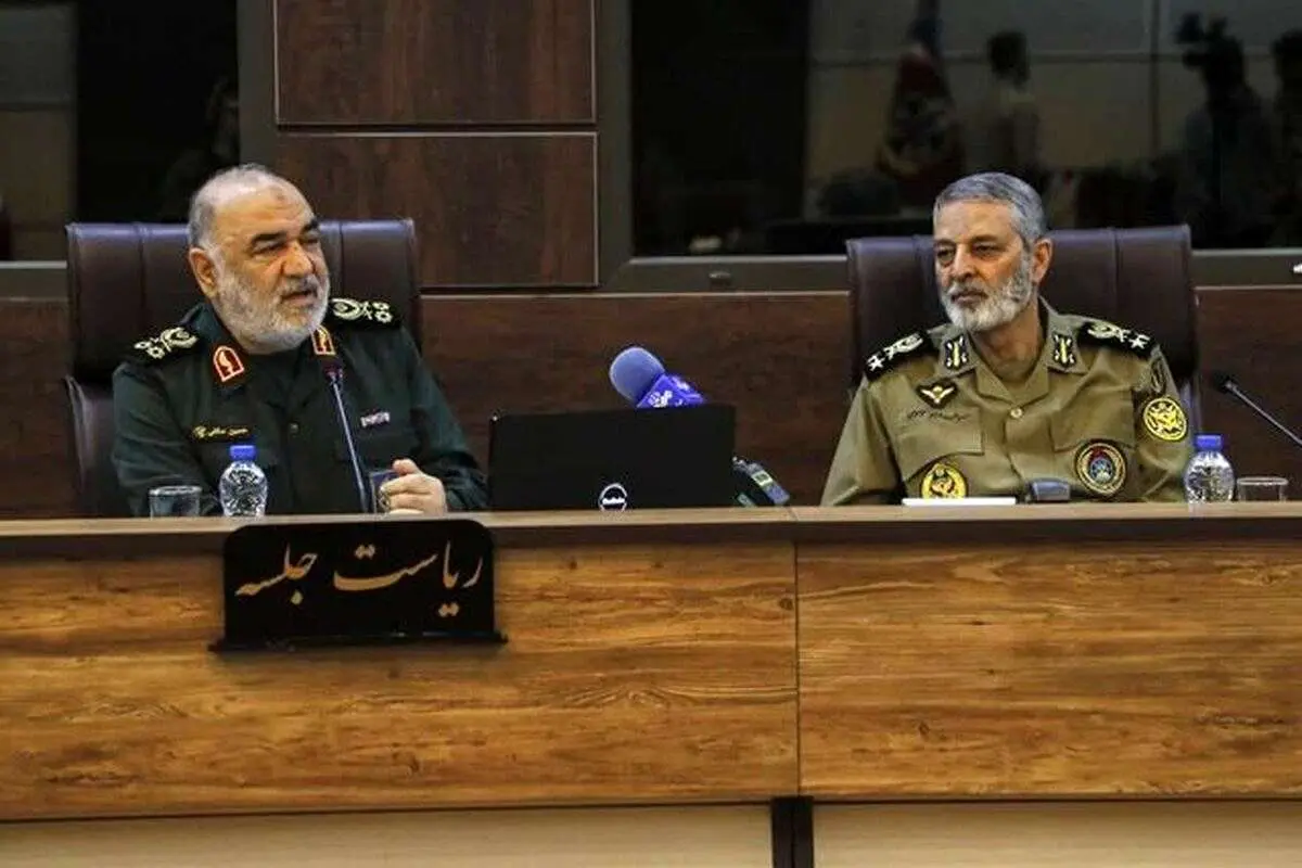 سرلشکر سلامی: ارتش و سپاه در جایگاهی هستند که میتوانند برای همدیگر فدا شوند