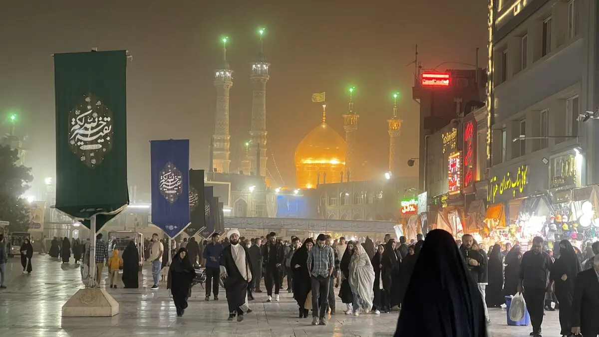 تصاویر؛ قم در محاصره گرد و خاک