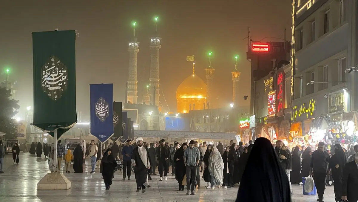 تصاویر؛ قم در محاصره گرد و خاک