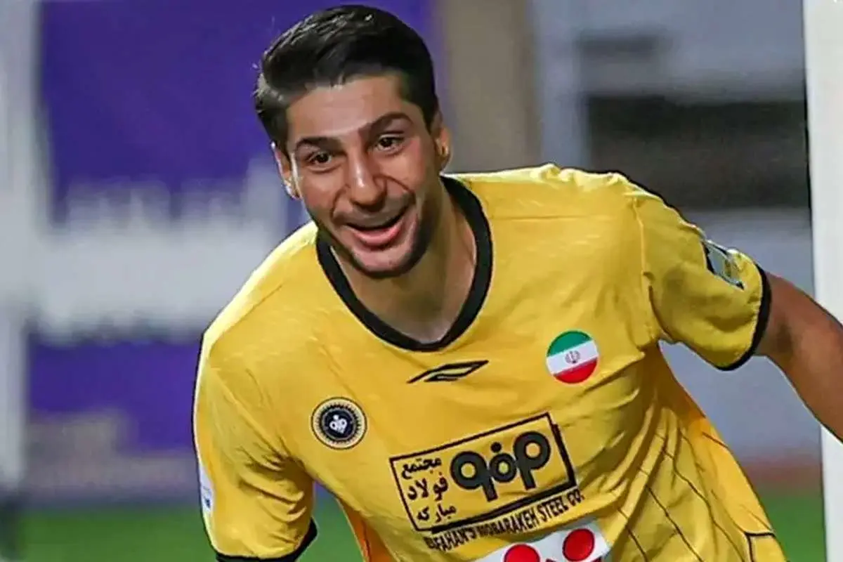 ببینید؛ گل اول سپاهان به پرسپولیس توسط محبی در دقیقه ۲