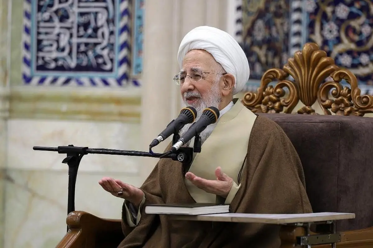 توصیه‌های آیت‌الله جوادی آملی درباره گفت‌وگو با بیگانگان؛ هیچ فشاری را نمی‌پذیریم