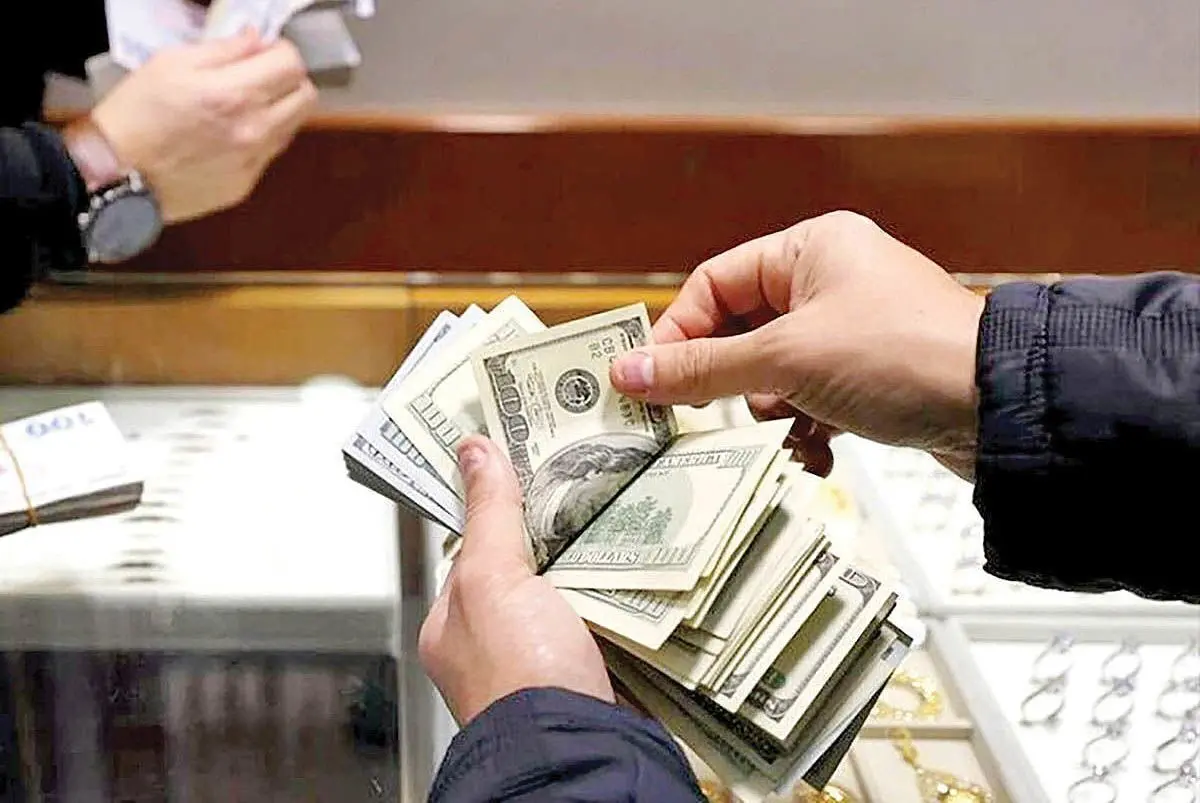 اختلاف دلار آزاد و توافقی به ۲۰ درصد کاهش یافت