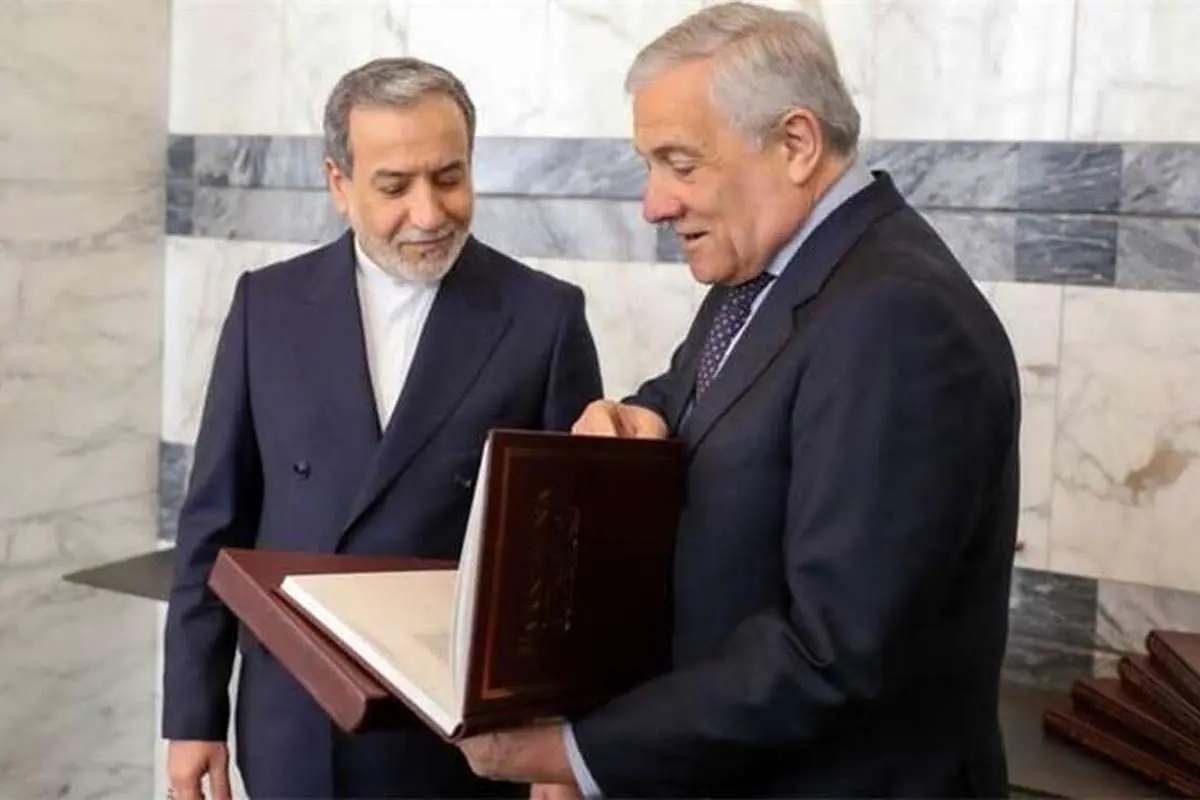 گفتوگوی تلفنی عراقچی و وزیر خارجه ایتالیا قبل از عزیمت به تهران