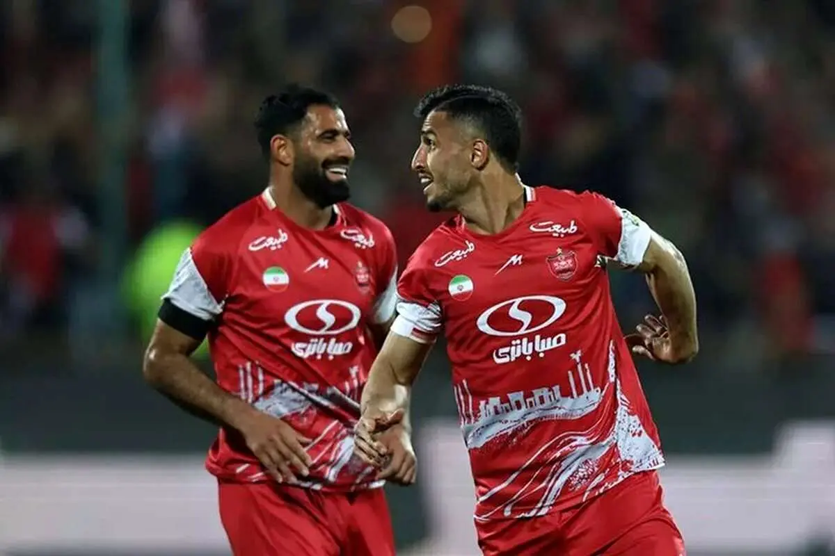 جنگ داخلی در پرسپولیس؟