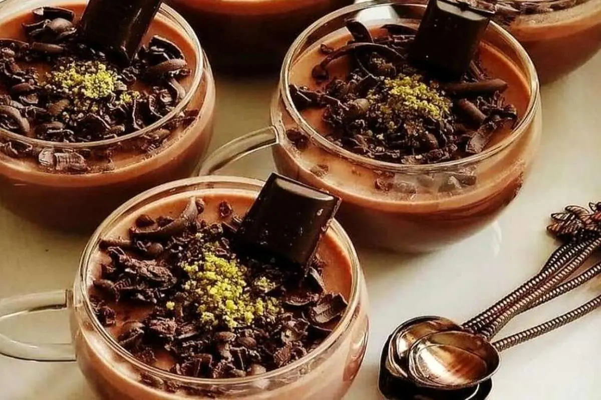 طرز تهیه دسر شکلاتی با طعم بهار نارنج