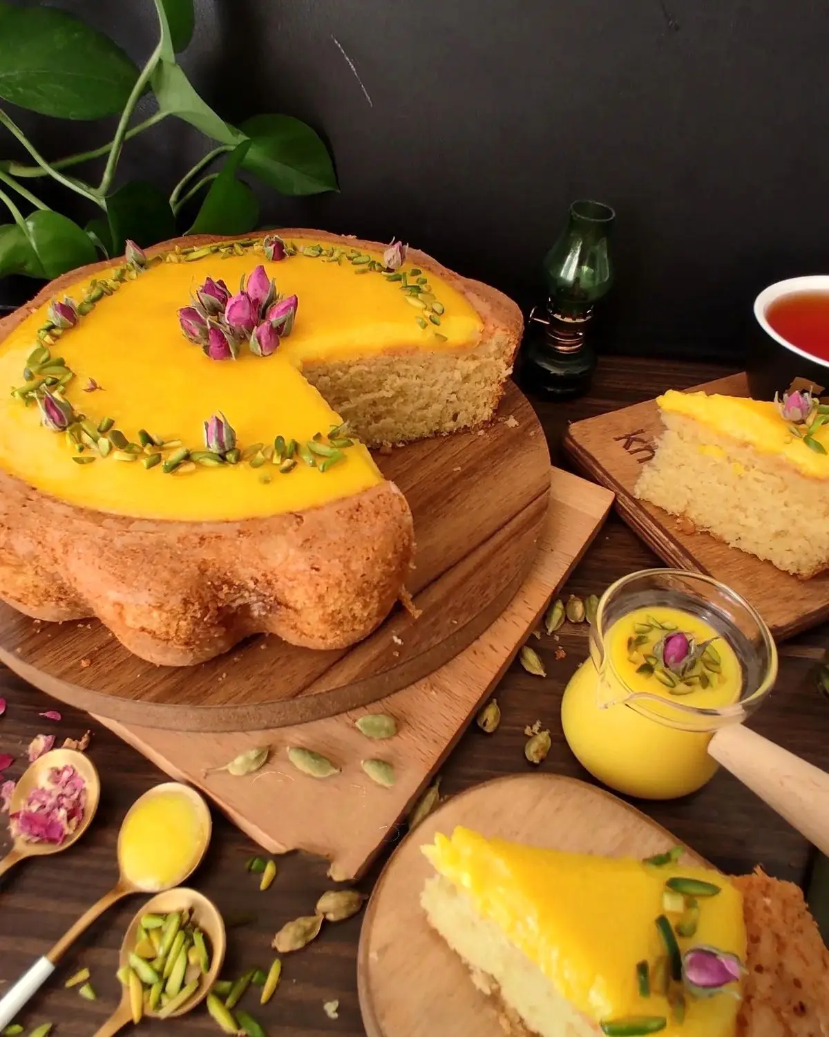 طرز تهیه کیک سوهان؛ معجونی از رنگ و طعم و مزه 