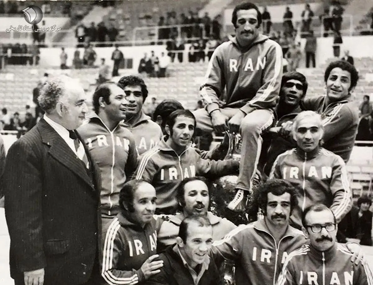 تصاویر؛ قدیمی‌ترین جام ورزش ایران در دست یک دلال!