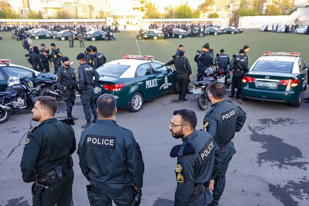 پلیس در بحث حجاب هرگز مداخله‌ای در مدارس نخواهد داشت؛ مگر پلیس بیکار است که بخواهد در مدارس مستقر شود
