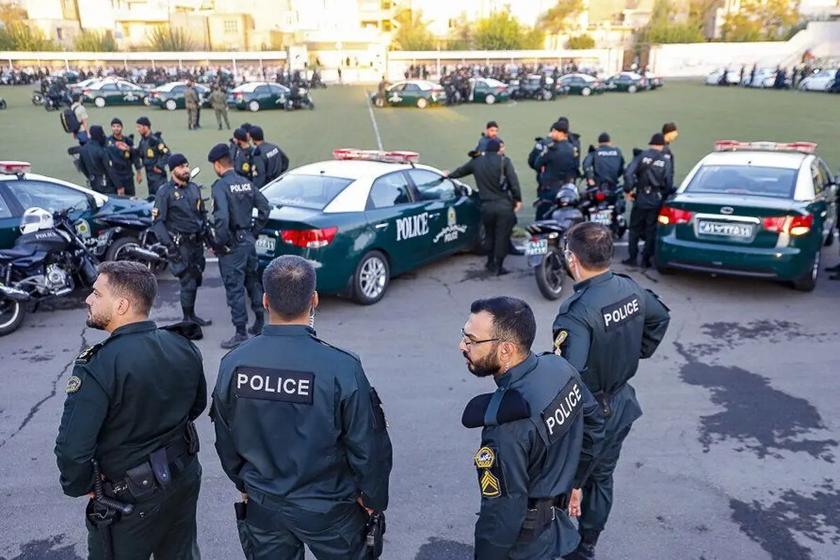 پلیس در بحث حجاب هرگز مداخله‌ای در مدارس نخواهد داشت؛ مگر پلیس بیکار است که بخواهد در مدارس مستقر شود