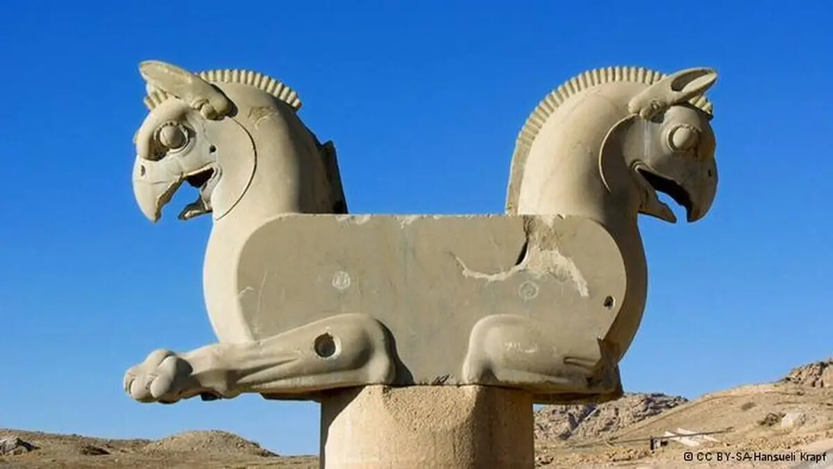 سال ۱۳۴۰؛ ماجرای طراحی لوگوی هواپیمایی هما (ایران ایر)