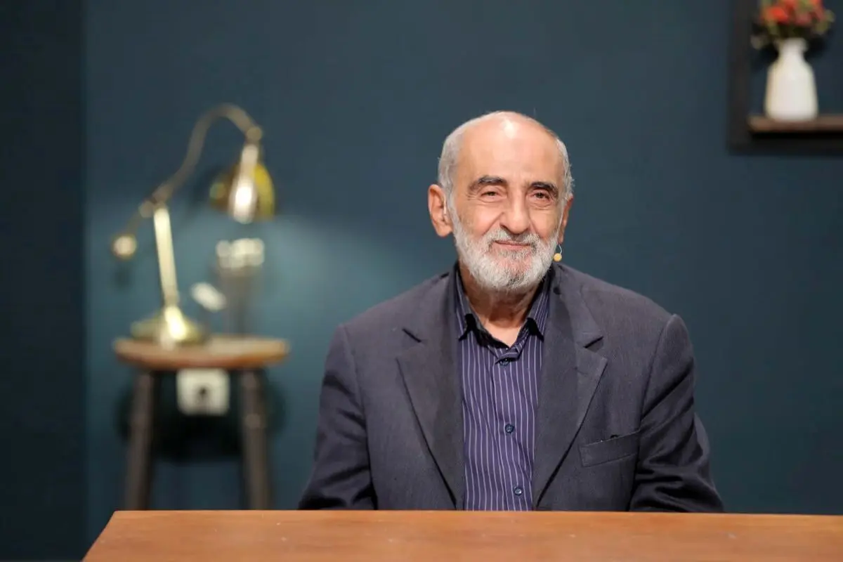 ستون طنز «عینک دودی»؛ تنگه هرمز آنقدر‌ها هم تنگ نیست
