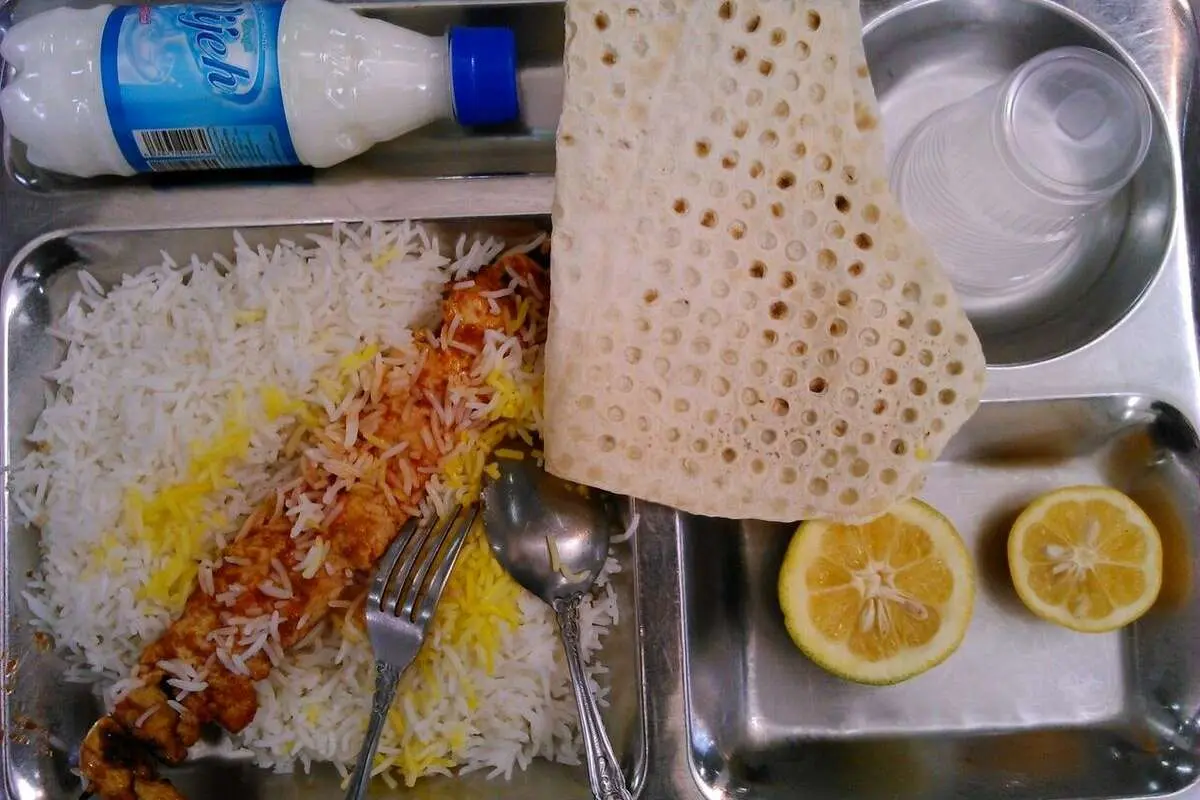 تکذیب حذف یارانه تغذیه دانشجویی