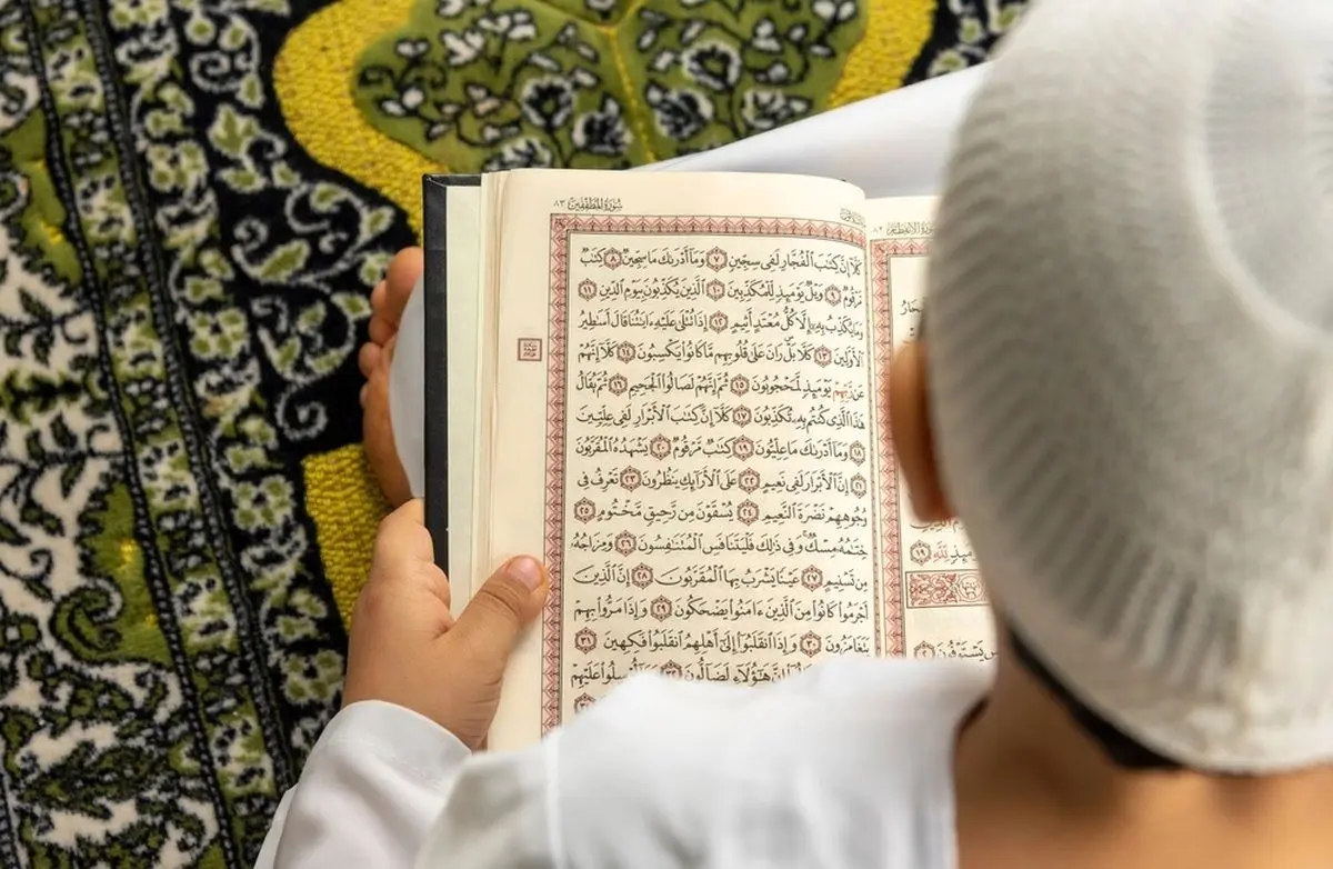 ببینید؛ واکنش معلم کلاس قرآن در لحظه وقوع زلزله استانبول