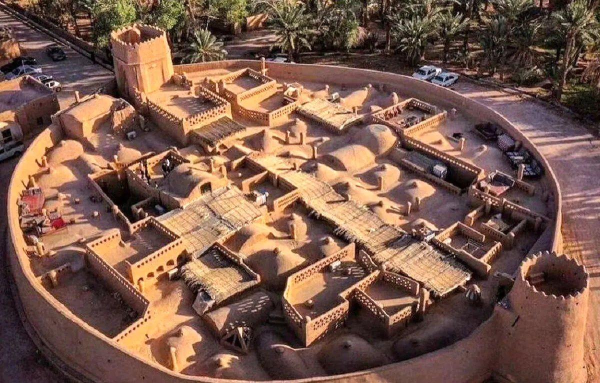 تصاویر؛ نمای هوایی از معماری دیدنی یک قلعه تاریخی