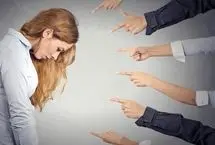 چرا با خودمان رودربایستی داریم؟