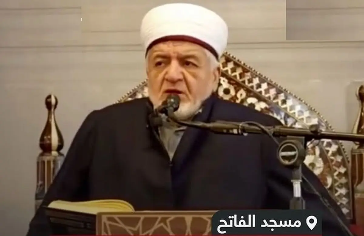 ببینید؛ واکنش امام جماعت مسجد فاتح در لحظه وقوع زلزله