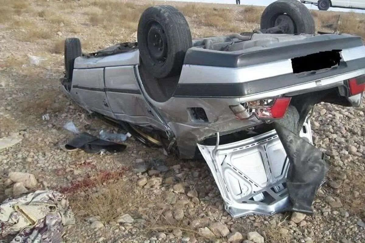 اولین تصاویر از واژگونی مرگبار پژو ۴۰۵/ ۶ نفر جان باختند