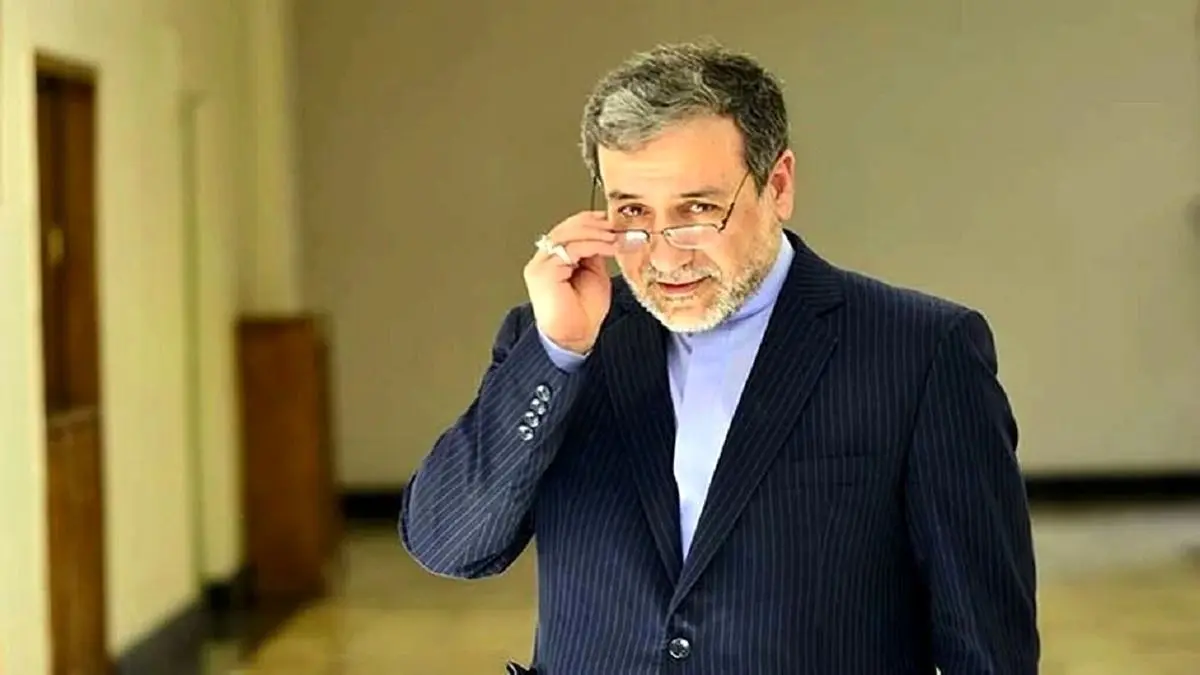 ببینید؛ رو‌نمایی از نسخه عربی کتاب «قدرت مذاکره» در عمان با حضور عراقچی
