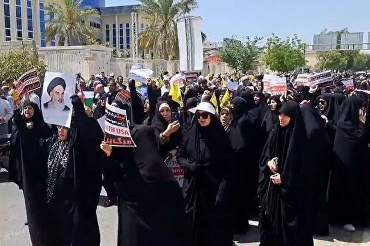 ببینید؛ تجمع علیه فستیوال کوچه؛ فستیوال نامشروع، مایه ننگ بوشهر!
