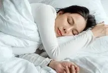 آیا ۶ ساعت خواب واقعاً کافی است؟ توصیه‌ها و نکاتی از زبان متخصصان