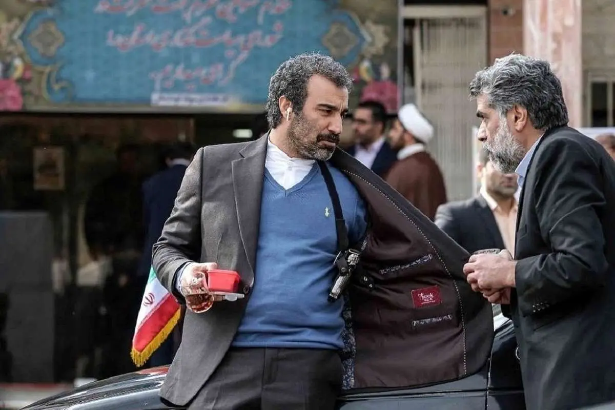 ستون طنز «عینک دودی»؛ بَه! دوبله عالی شد!