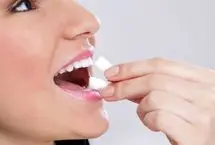 آدامس نجوید!