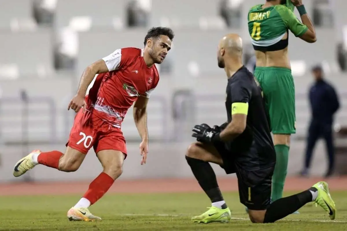 سوال بزرگ در پرسپولیس؛ اورونوف میماند؟