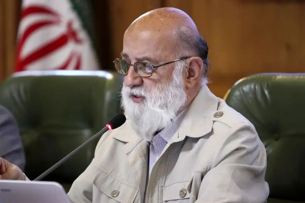 ببینید؛ مهدی چمران: مریض که نیستیم دعوا کنیم