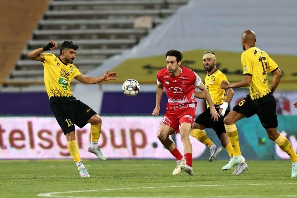 از عرش به فرش با گل به خودی ستاره پرسپولیس