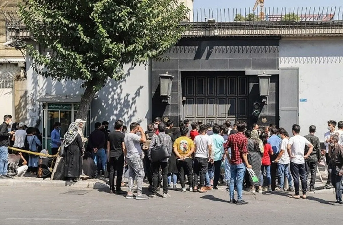 کارشکنی سفارت افغانستان یا تعلل وزارت امورخارجه؟