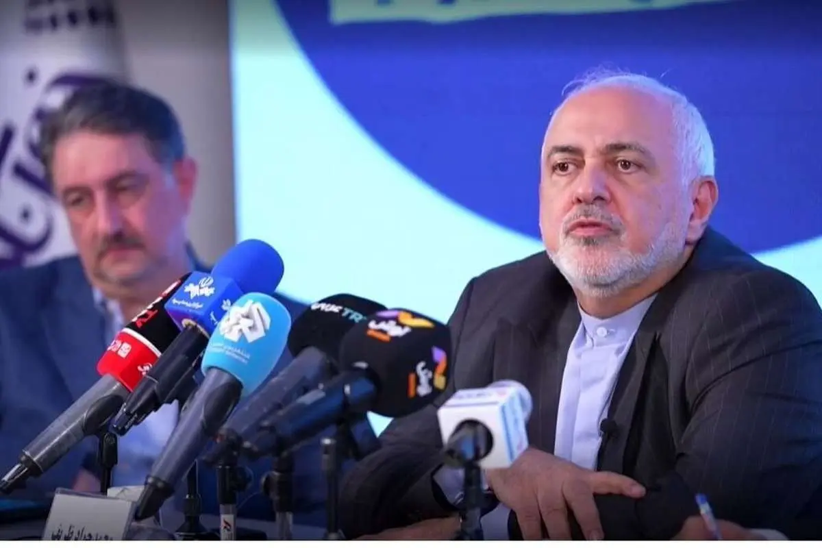 ظریف: سیاست خارجی باید بر اساس شناخت‌های واقع‌بینانه پیگیری شود