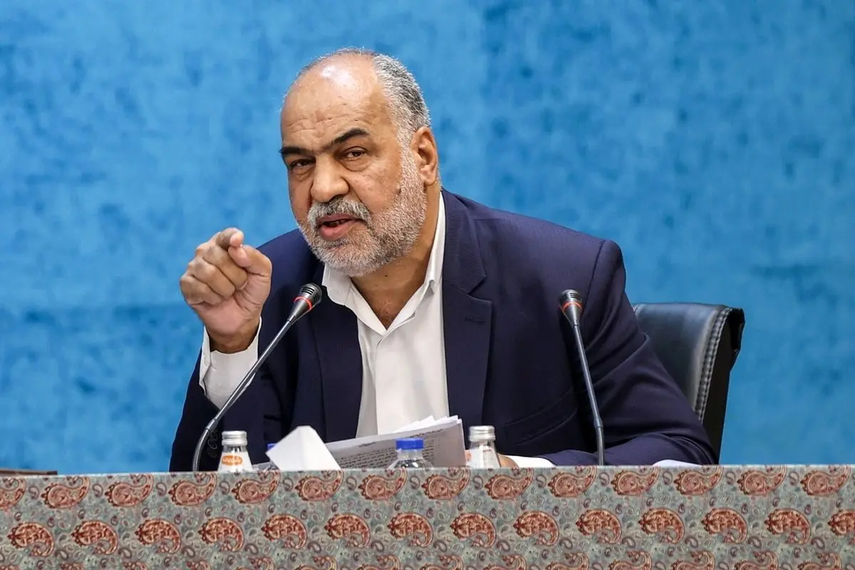 اعتراض نماینده مجلس: نمایندگان از موضوعات مذاکره بی‌خبر هستند