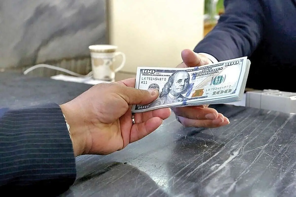 قیمت دلار امروز دوشنبه ۸ اردیبهشت ۱۴۰۴
